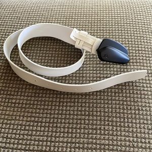 J. Lindeberg white belt (sz 34)